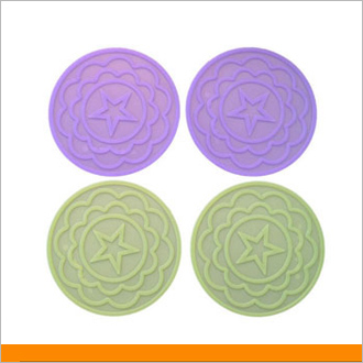 玩具塑膠和pvc哪種材料好些